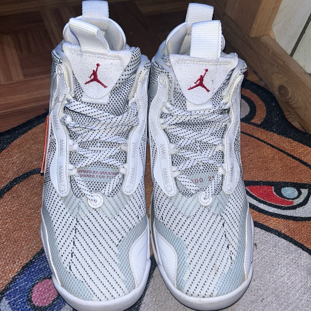 Jordan Aerospace 720 unused